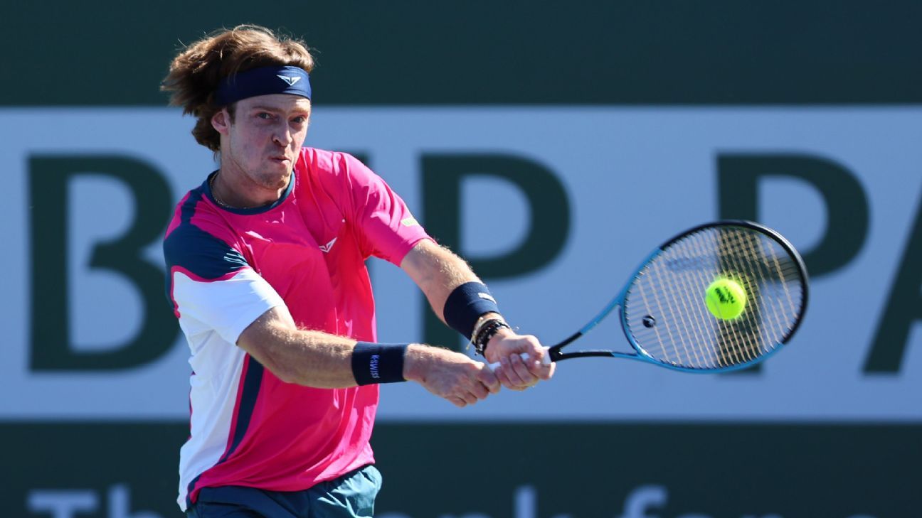 Another madness of Rublev: she burst a racket against her leg