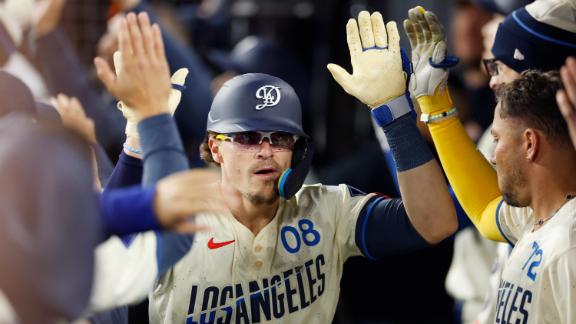 0:32 Teoscar Hernández took her out of the park! Spectacular hitting of Teoscar Hernández! The Dodgers are now 5-4 above. 2H0: 43 Tablazo de Oneil Cruz! Oneil Cruz sends her out! The Pirates are now 1-0 in front.2H0: 39 deep! Enrique Hernández connects homerrique Hernández sends her away and adds three races for the dodgers.2H0: 32 Teoscar Hernández took her out of the park! Spectacular flag of Teoscar Hernández! The Dodgers are now 5-4 above. 2H0: 43 Tablazo de Oneil Cruz! Oneil Cruz sends her out! The Pirates are now 1-0 in front. 2H0: 39 A slow beginning? Not this year! Francisco Lindor has the Mets in Rachadest of tripping in the beginning last season, the star campocort and his team are illuminating the citi Field2djorge Castilloap Photo/Frank Franklin II