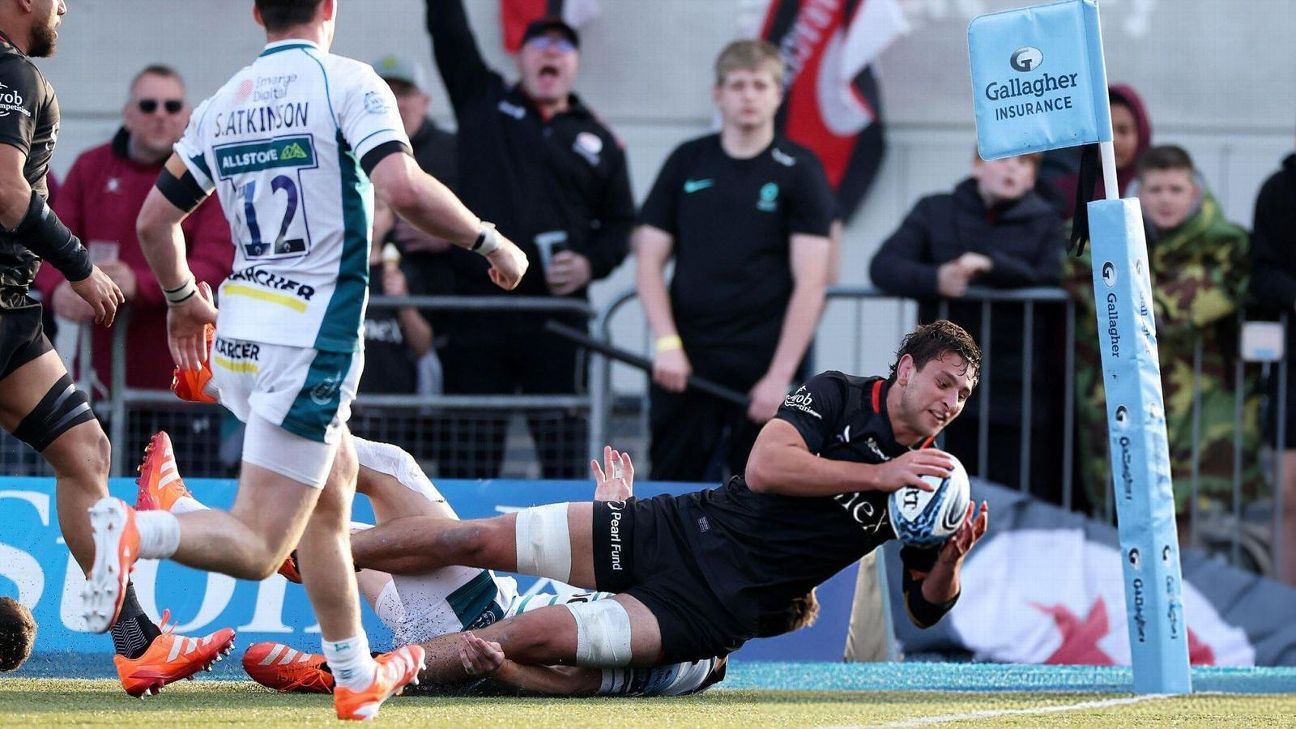 Premiership: Juan Martín González manufactured a great try for Saracens against Gloucester