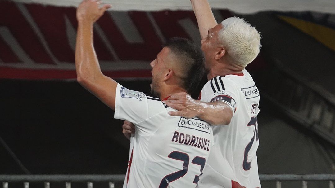 Teo Gutiérrez and Titi Rodríguez gave Junior's triumph over Unión Magdalena
