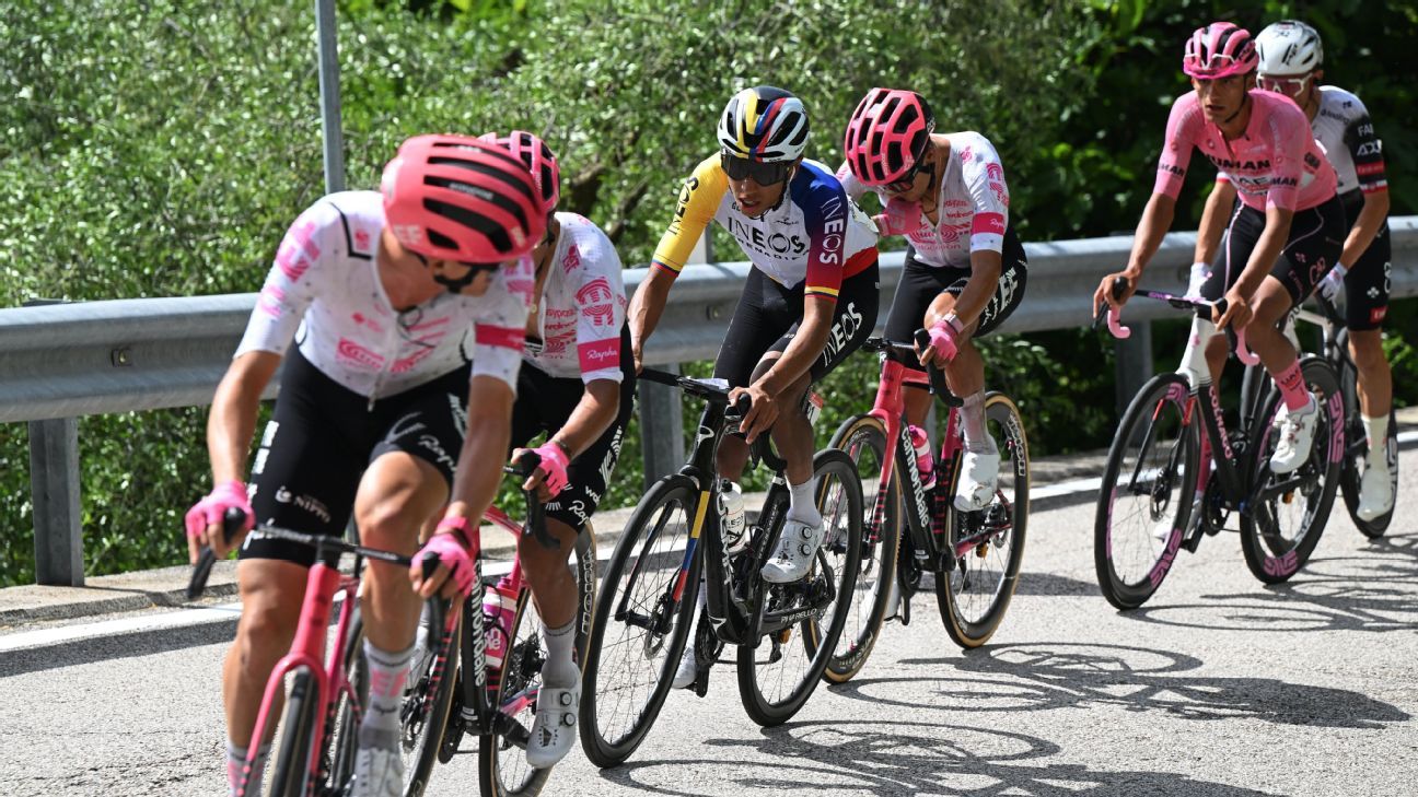 Egan strengthens in the top 10 of the turn after the queen stage