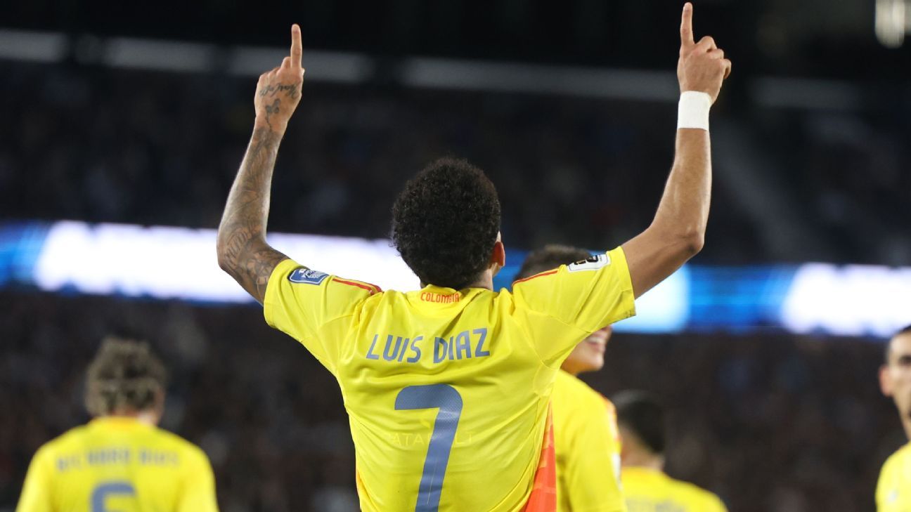 Díaz, optimistic with World Cup classification and mystery about his future