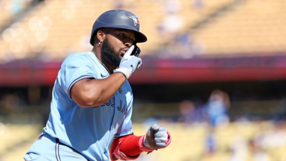 0:40 CLEMENT does not forgive and puts up to Toronto! Ernie Clement connects solitary home run in the ninth entrance to put 5-4 up to Toronto Blue Jays on Los Angeles Dodgers6h0: 38 Freeman takes her out and puts the Dodgers! Freddie Freeman connects solitary home run to put the angels Dodgers on Toronto Blue Jays.6h0: 23 Vladimir Guerrero Jr. Iguala with a deep jacket Guerrero Jr. Connects solitary home run to tie the 3-3 game against Los Angeles Dodgers. 6h0: 40 Clement does not forgive and puts up to Toronto! Dodgers6H0: 38 Freeman takes it out and puts in front of the dodgers! Freddie Freeman connects solitary home run to put the angels Dodgers on Toront 3,5000 in his career in Major Leagues.