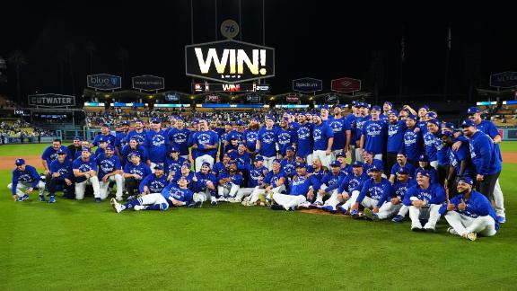 3:36 The series is over and Dodgers advances to face Phillies! 1d0: 24 advantage! 2d0: 30 Dodgers in front thanks to the unstoppable of Miguel Rojas! 2d0: 26 On and tow the 8-2 for Dodgers! 1d0: 31 Hernández with Tablazo that is worth two on the score! Wake up the Dodgers with simple producer! 2d0: 29 The Reds early in Los Angeles with Stewart producer Hit! 2D0: 34 Playoffs MLB 2025: Low seasonal questions for the eliminated ones What comes for the equipment that is eliminated from the playoffs? Here we answer the key questions for winter.1despncaroline Brehman | EPA