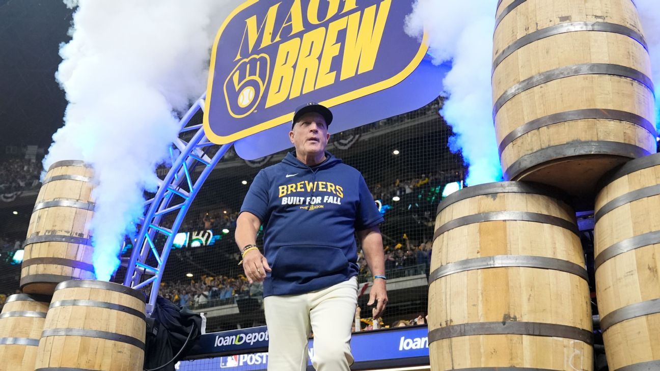 Pat Murphy repeats as Manager of the Year in the National League