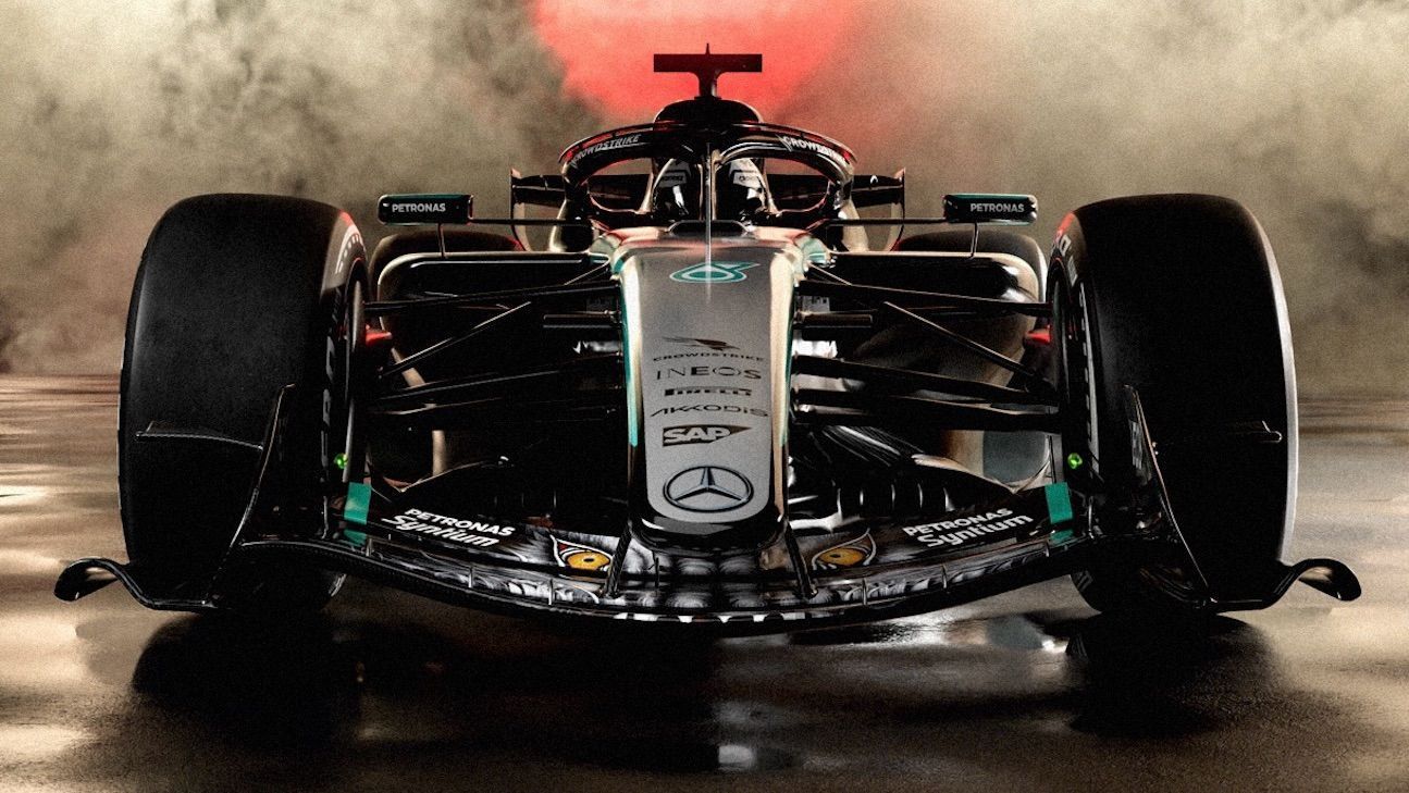 Japanese F1 GP: Mercedes presents wolf-inspired livery

