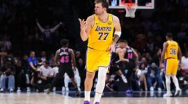 Luka Doncic scores 60 points against the Heat, Lakers on fire