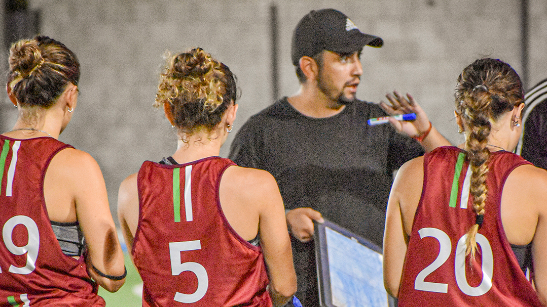 Matías Fernández, the captain of Miter who will coach the First A of VILO