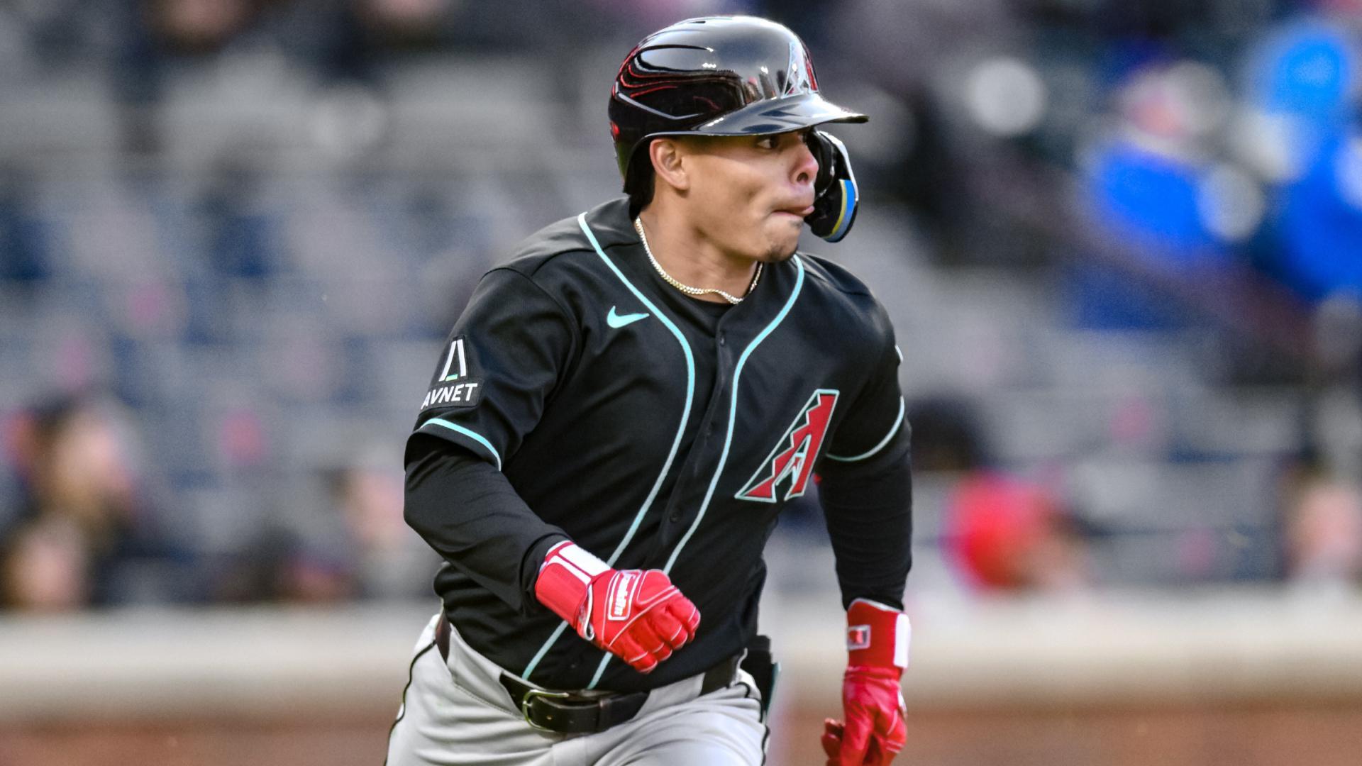 0:32 D-backs continue to do damage with a double key from Adrian Del Castillo! 3h0:25 The first! Luis Robert Jr. lights up the Mets with a solo home run4h0:28 D-backs dominate! Jorge Barrosa accelerates the score with an RBI triple4h0:32 D-backs continue to do damage with a double key from Adrian Del Castillo!3h0:25 The first! Luis Robert Jr. lights up the Mets with a solo home run4h0:28 What are the hot hitters and teams at the start of MLB? And the cold ones? Shohei Ohtani and Dodgers show usual dominance, but Rockies, Marlins and other unexpected protagonists mark the start of MLB.14hEnrique Rojas, Senior Writer ESPN DigitalAP Photo/Kyusung Gong
