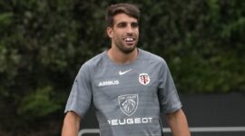Four months after his serious injury in Los Pumas, Juan Cruz Mallía returned to training with Toulouse