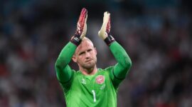 Kasper Schmeichel announces his retirement