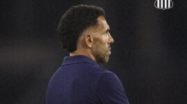 Tevez drops a bombshell: “He had a signed contract with Real Madrid”