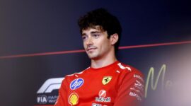 Villeneuve ‘stirs’ Leclerc: “Ferrari has to focus on Lewis if it wants to have a minimum chance of winning. The decision is easy to make”