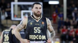Mike James will wear the United States jersey for the first time at the age of 35