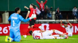 Austria defeats Tunisia despite playing almost an hour and ten