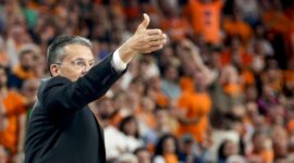 Pedro Martínez, after the defeat of Valencia Basket: “We cannot fall into discouragement”