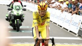 Abandoning the yellow jersey in the Tourmalet due to “concussion and fractured ribs”