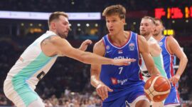 Bogdanovic, tempted by several Euroleague teams, signs with the Houston Rockets
