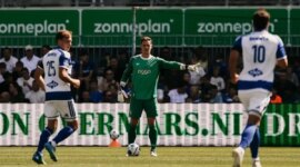 Míchel’s Ajax wins its league debut with Ter Stegen as best player