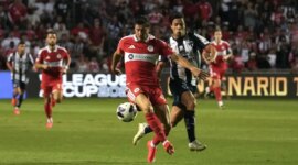 2-1: First blow for Lewandowski