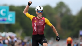 Big Sunday for Spanish cycling: Mas wins and consolidates leadership in La Vuelta and Aranburu wins in the Brittany Classic