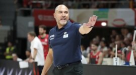 Chus Mateo: “We are missing flight hours”