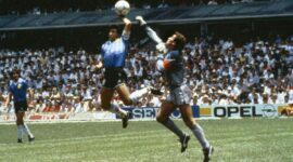 Maradona’s ‘Hand of God’ ball is auctioned: the incredible amount for which it was sold