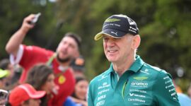 Newey’s wife answers Lobato and sets the networks on fire: “Who?”