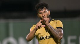 Sporting, Barça’s rival, scores at the pace of Luis Suárez