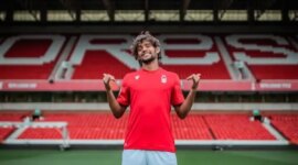 Gustavo Scarpa, the footballer who has made a book by Tolstoy number one in sales in Brazil