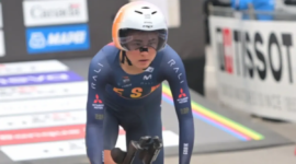 Paula Blasi, KO after a terrible multiple fall in the road test of the Cycling World Championship