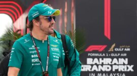 Fernando Alonso: “When I abandon the race the race doesn’t stop, but Hamilton was in the ditch and there was stress and they stopped so he could get back out. A little strange. They will have to explain it”