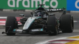 Russell dominates and doubts for the leader before sprint qualifying in Singapore; Alonso, in a very even fight