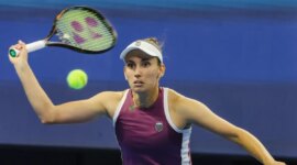 Mertens stops Swiatek and meets Zheng in the semifinals of the China Open in Beijing