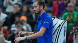 This is the blow to Medvedev’s eye that cost him the disqualification against Djokovic
